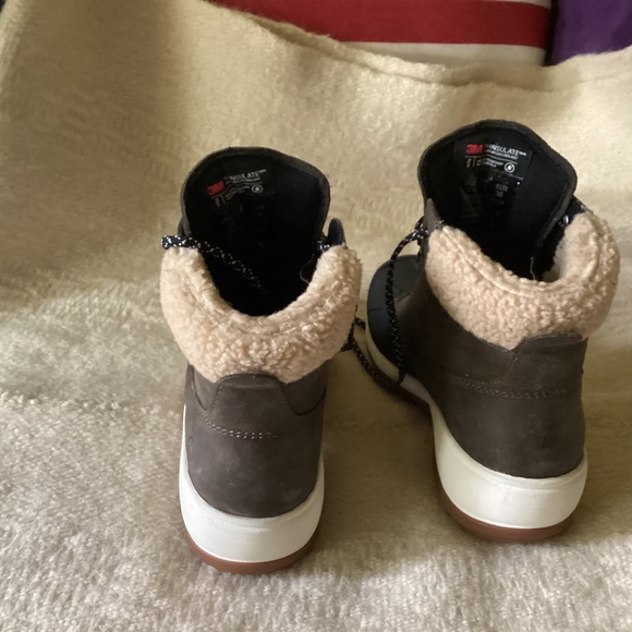 Boots - Picture 1 of 6